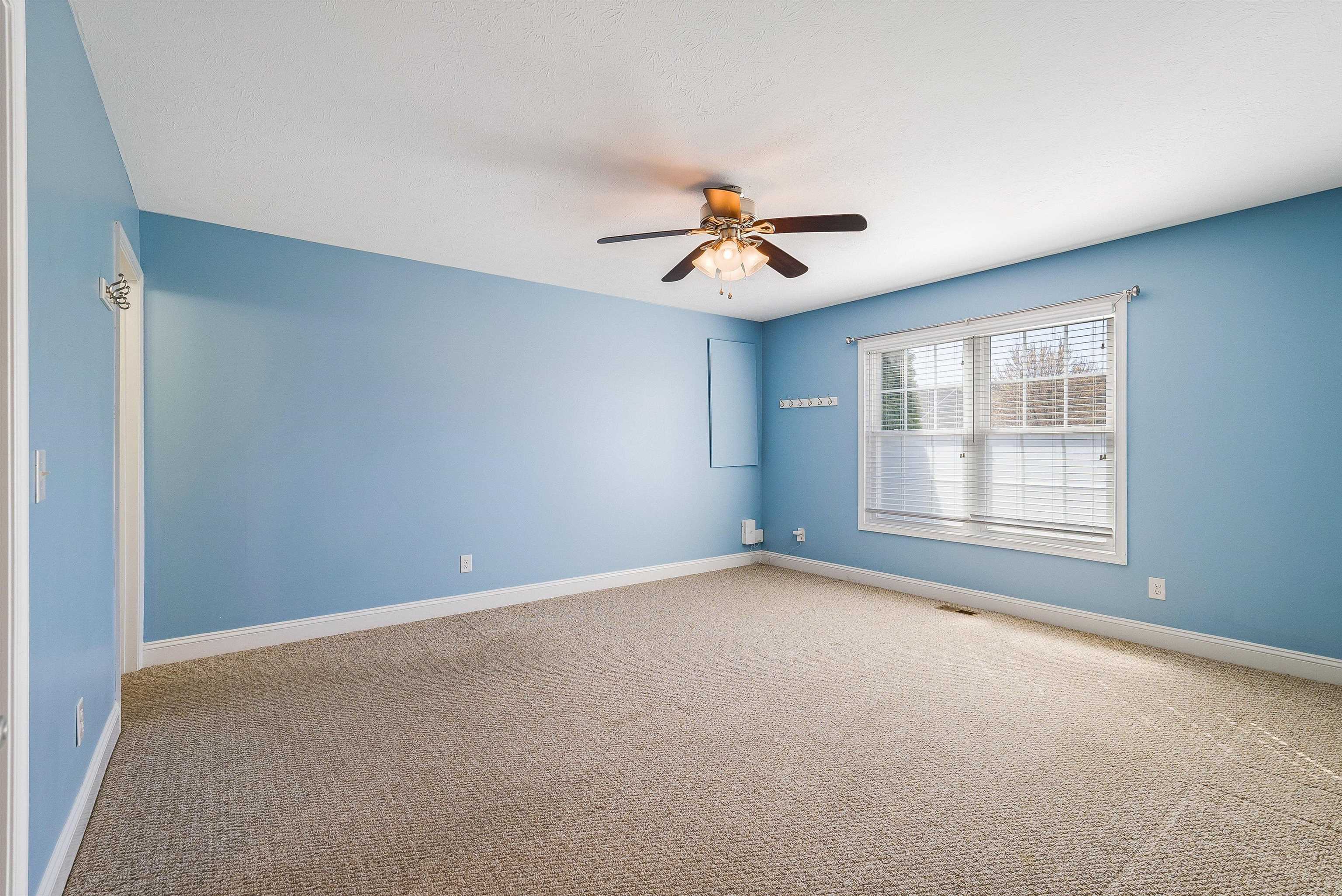 268 DYLAN CIR, BRIDGEWATER, Virginia 22812, 3 Bedrooms Bedrooms, ,2 BathroomsBathrooms,Residential,268 DYLAN CIR,674245 MLS # 674245