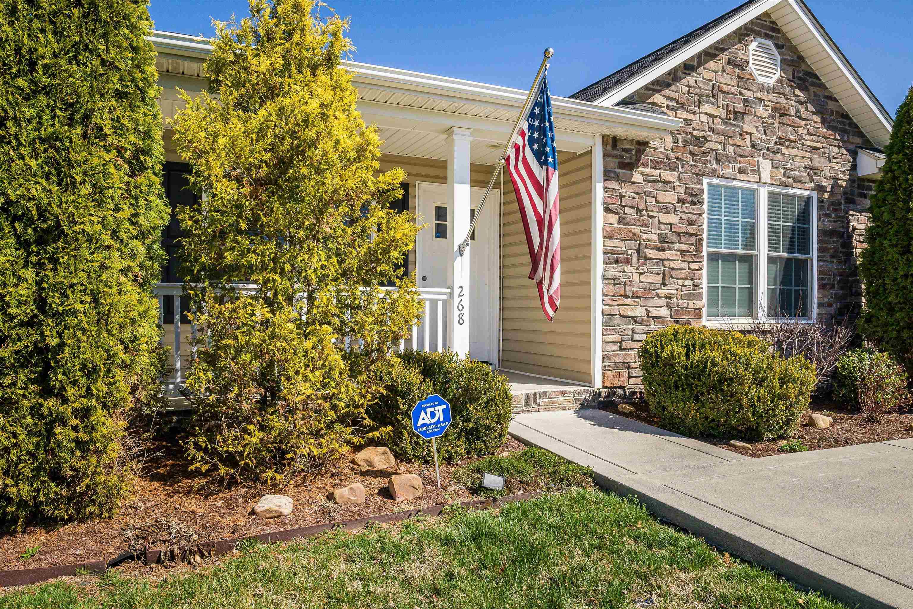 268 DYLAN CIR, BRIDGEWATER, Virginia 22812, 3 Bedrooms Bedrooms, ,2 BathroomsBathrooms,Residential,268 DYLAN CIR,674245 MLS # 674245