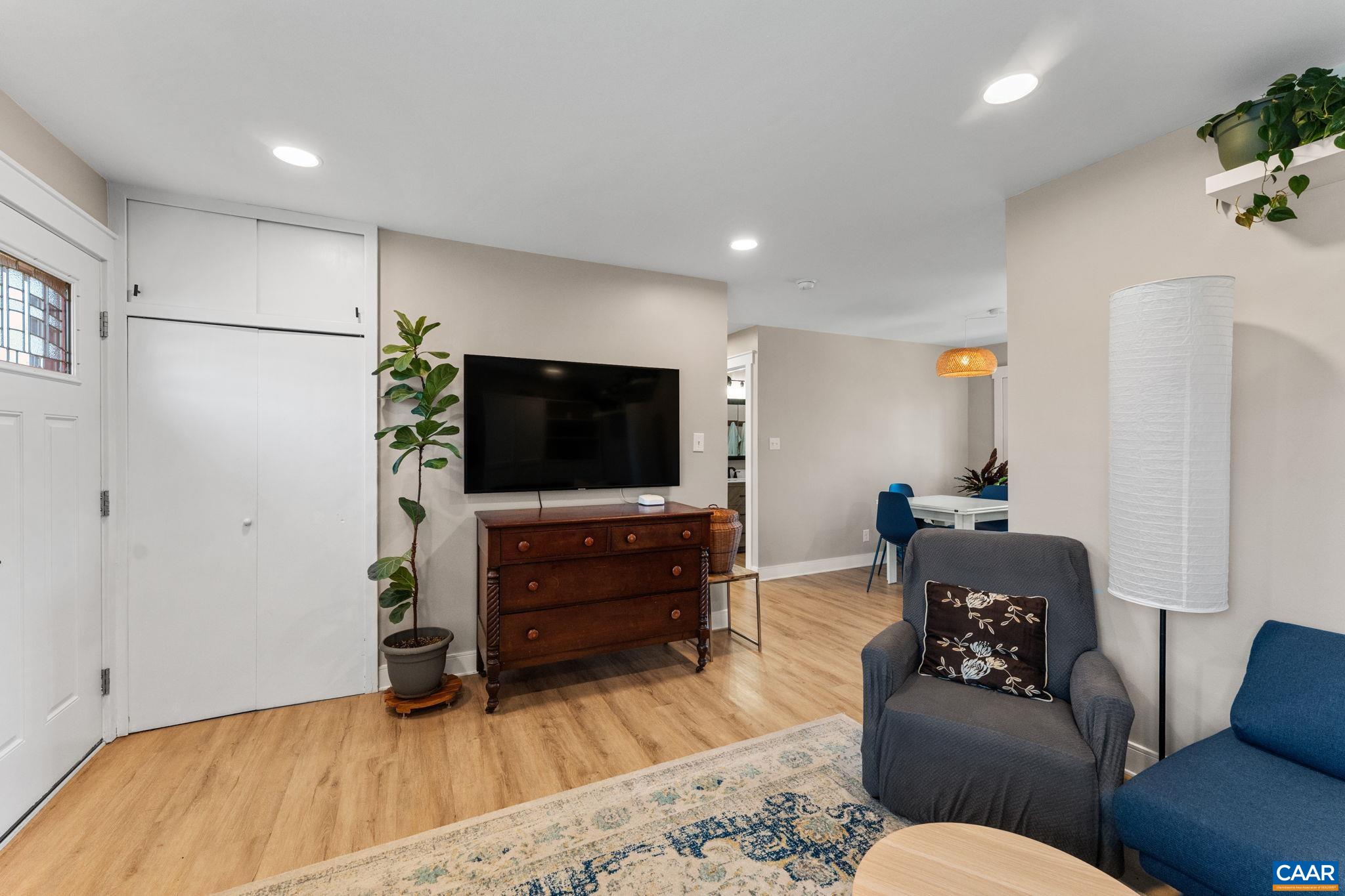 1659 MERIDIAN ST, CHARLOTTESVILLE, Virginia 22902, 3 Bedrooms Bedrooms, ,1 BathroomBathrooms,Residential,1659 MERIDIAN ST,674246 MLS # 674246 1659 MERIDIAN ST, CHARLOTTESVILLE, Virginia 22902, 3 Bedrooms Bedrooms, ,1 BathroomBathrooms,Residential,1659 MERIDIAN ST,674246 MLS # 674246