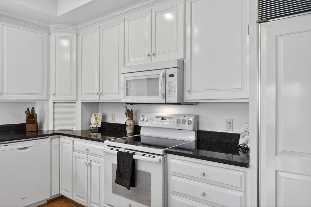 3291 MESINETTO CREEK DR, ROCKINGHAM, Virginia 22801, 3 Bedrooms Bedrooms, ,4 BathroomsBathrooms,Residential,3291 MESINETTO CREEK DR,674247 MLS # 674247