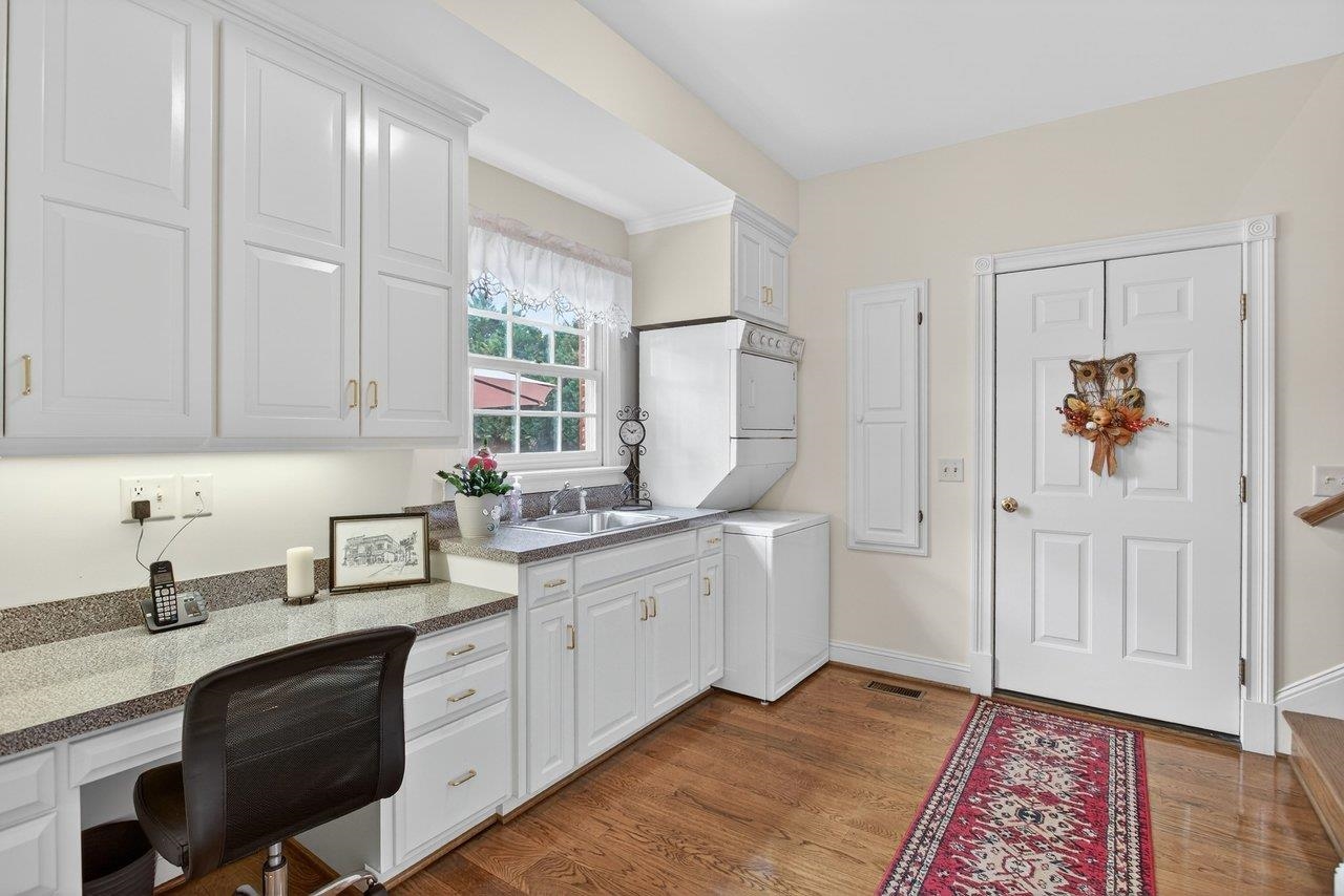 3291 MESINETTO CREEK DR, ROCKINGHAM, Virginia 22801, 3 Bedrooms Bedrooms, ,4 BathroomsBathrooms,Residential,3291 MESINETTO CREEK DR,674247 MLS # 674247