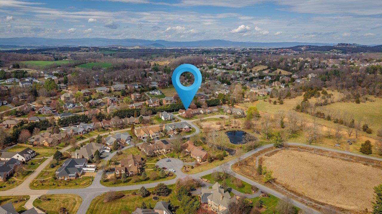 3291 MESINETTO CREEK DR, ROCKINGHAM, Virginia 22801, 3 Bedrooms Bedrooms, ,4 BathroomsBathrooms,Residential,3291 MESINETTO CREEK DR,674247 MLS # 674247