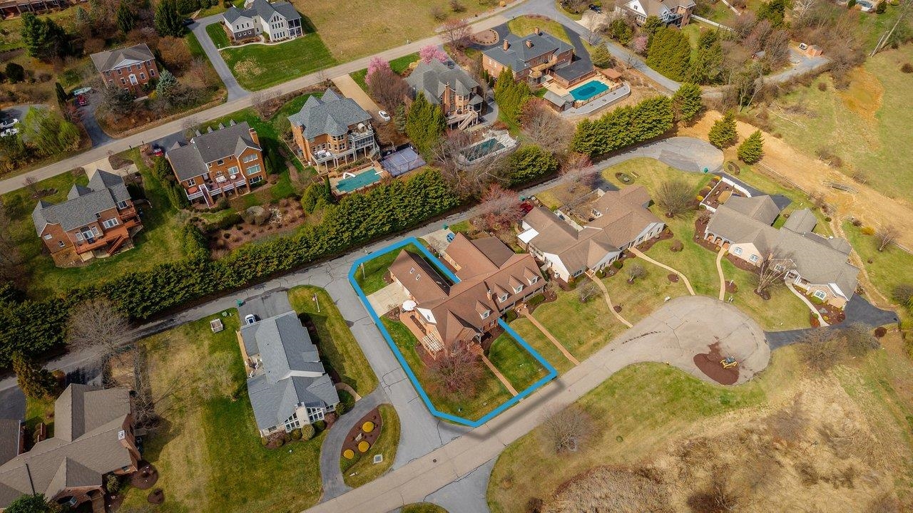 3291 MESINETTO CREEK DR, ROCKINGHAM, Virginia 22801, 3 Bedrooms Bedrooms, ,4 BathroomsBathrooms,Residential,3291 MESINETTO CREEK DR,674247 MLS # 674247