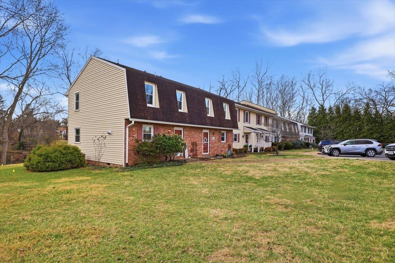 700 RIFE RD, WAYNESBORO, Virginia 22980, 2 Bedrooms Bedrooms, ,1 BathroomBathrooms,Residential,700 RIFE RD,674254 MLS # 674254