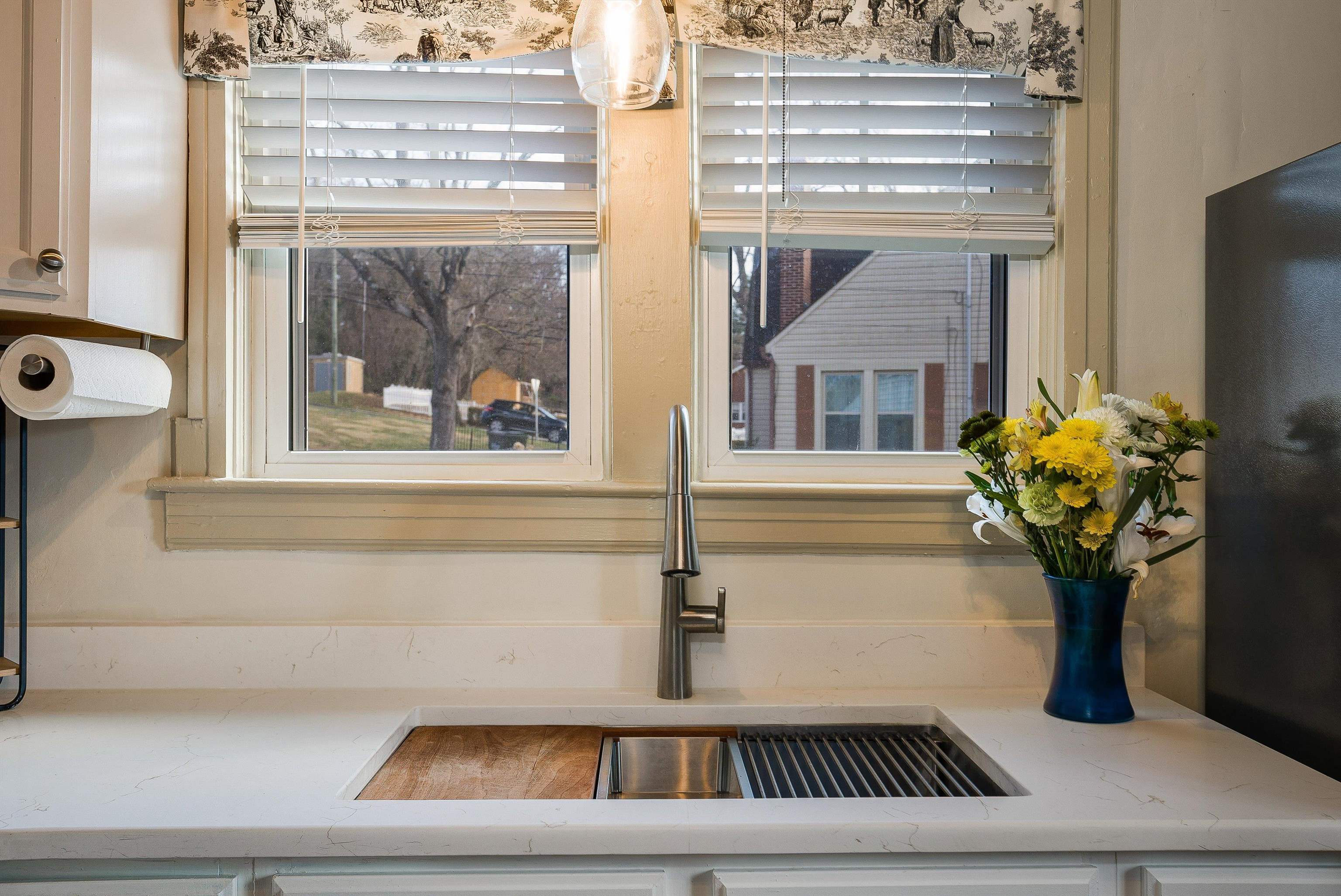 958 DONAGHE ST, STAUNTON, Virginia 24401, 3 Bedrooms Bedrooms, ,1 BathroomBathrooms,Residential,958 DONAGHE ST,674257 MLS # 674257