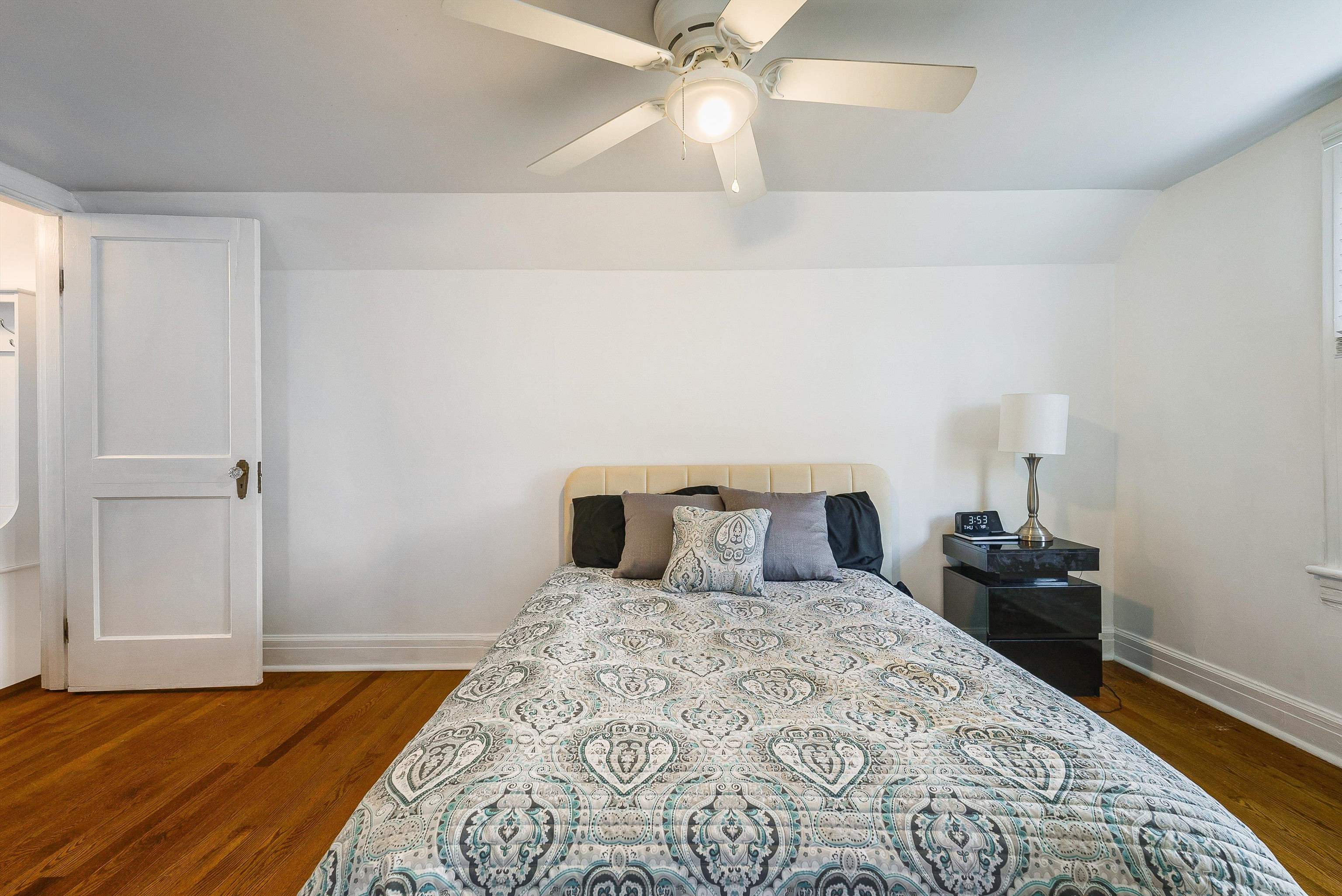 958 DONAGHE ST, STAUNTON, Virginia 24401, 3 Bedrooms Bedrooms, ,1 BathroomBathrooms,Residential,958 DONAGHE ST,674257 MLS # 674257