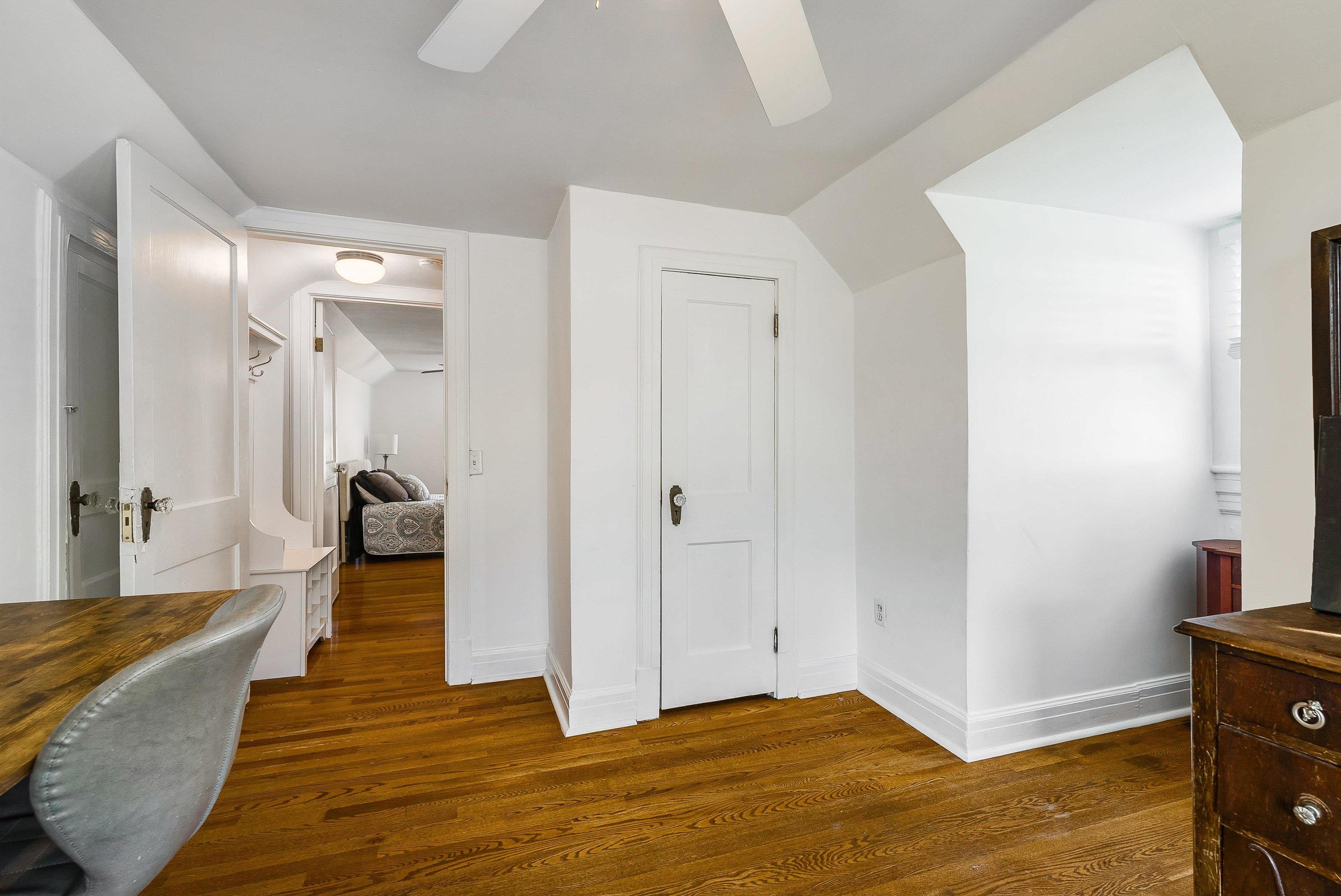 958 DONAGHE ST, STAUNTON, Virginia 24401, 3 Bedrooms Bedrooms, ,1 BathroomBathrooms,Residential,958 DONAGHE ST,674257 MLS # 674257