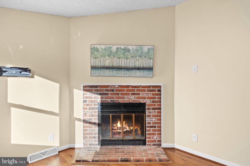 13621 FLANK MARCH LN, SPOTSYLVANIA, Virginia 22551, 3 Bedrooms Bedrooms, ,2 BathroomsBathrooms,Residential,13621 FLANK MARCH LN,VASP2038068 MLS # VASP2038068