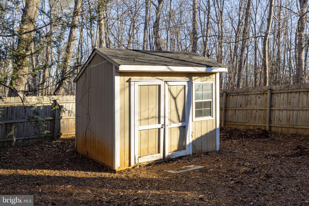 13621 FLANK MARCH LN, SPOTSYLVANIA, Virginia 22551, 3 Bedrooms Bedrooms, ,2 BathroomsBathrooms,Residential,13621 FLANK MARCH LN,VASP2038068 MLS # VASP2038068