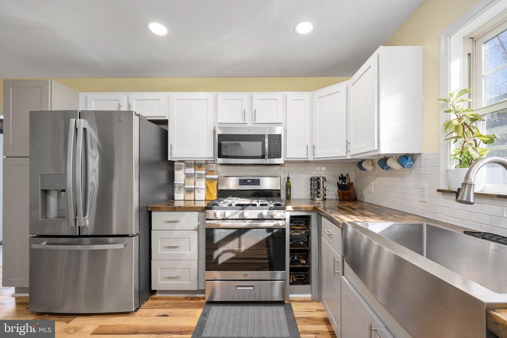 435 HALLS STORE RD, MINERAL, Virginia 23117, 3 Bedrooms Bedrooms, ,2 BathroomsBathrooms,Residential,435 HALLS STORE RD,VALA2009102 MLS # VALA2009102