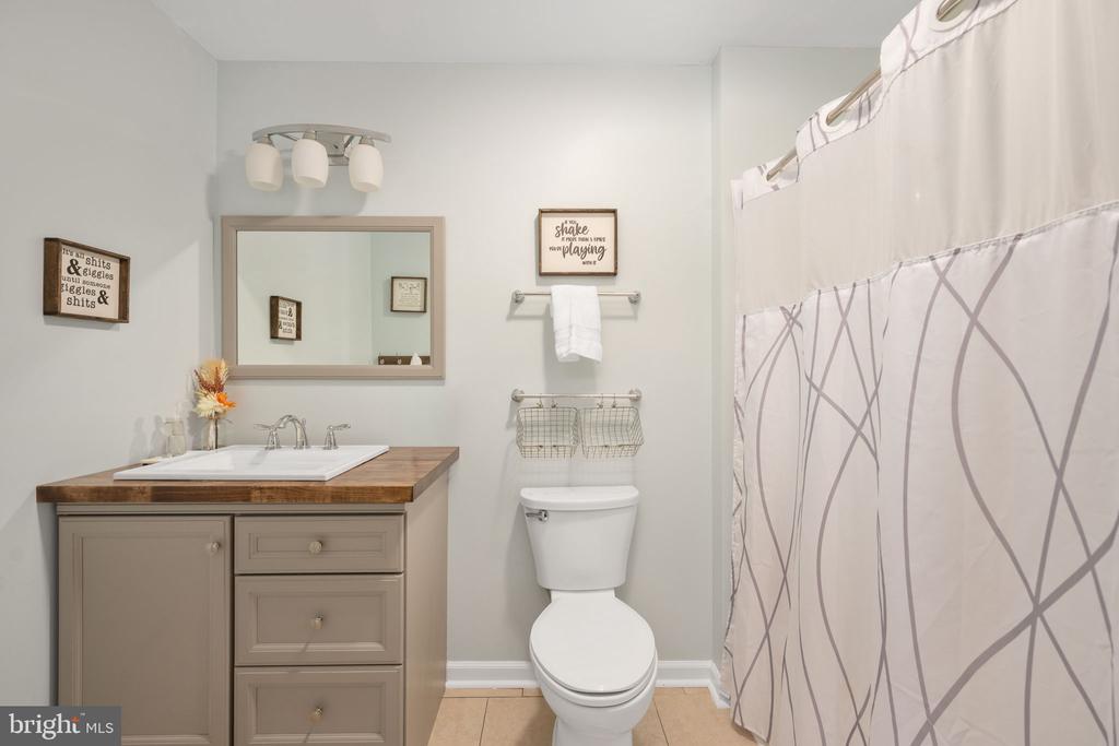 435 HALLS STORE RD, MINERAL, Virginia 23117, 3 Bedrooms Bedrooms, ,2 BathroomsBathrooms,Residential,435 HALLS STORE RD,VALA2009102 MLS # VALA2009102