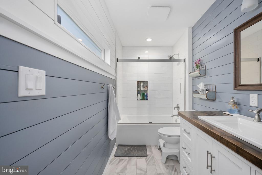 435 HALLS STORE RD, MINERAL, Virginia 23117, 3 Bedrooms Bedrooms, ,2 BathroomsBathrooms,Residential,435 HALLS STORE RD,VALA2009102 MLS # VALA2009102