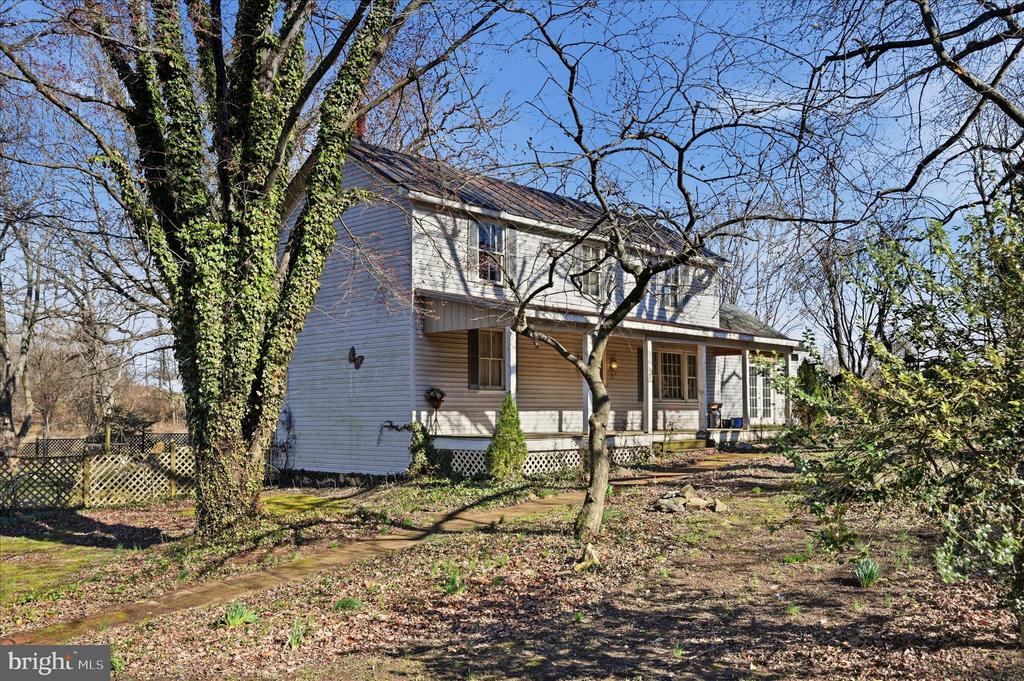 3863 RECTORTOWN RD, MARSHALL, Virginia, 5 Bedrooms Bedrooms, ,3 BathroomsBathrooms,Residential,3863 RECTORTOWN RD,VAFQ2020454 MLS # VAFQ2020454