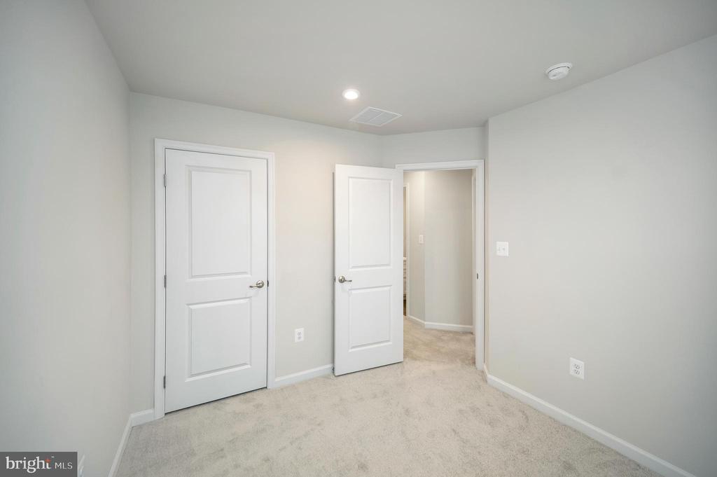 36075 COYOTE TRL, LOCUST GROVE, Virginia 22508, 3 Bedrooms Bedrooms, ,2 BathroomsBathrooms,Residential,36075 COYOTE TRL,VAOR2013428 MLS # VAOR2013428