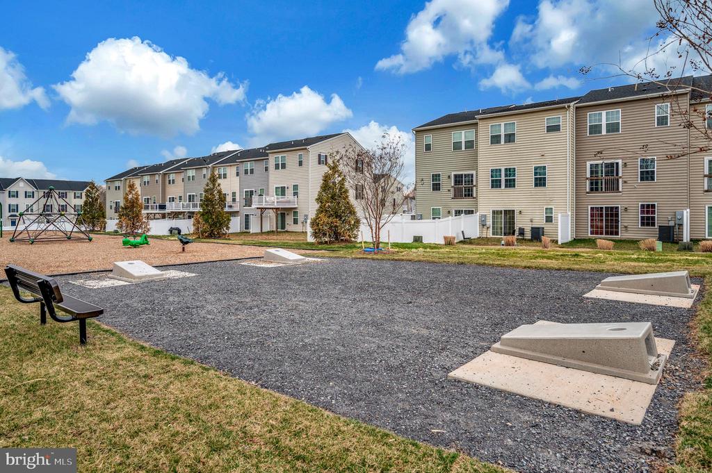 36075 COYOTE TRL, LOCUST GROVE, Virginia 22508, 3 Bedrooms Bedrooms, ,2 BathroomsBathrooms,Residential,36075 COYOTE TRL,VAOR2013428 MLS # VAOR2013428