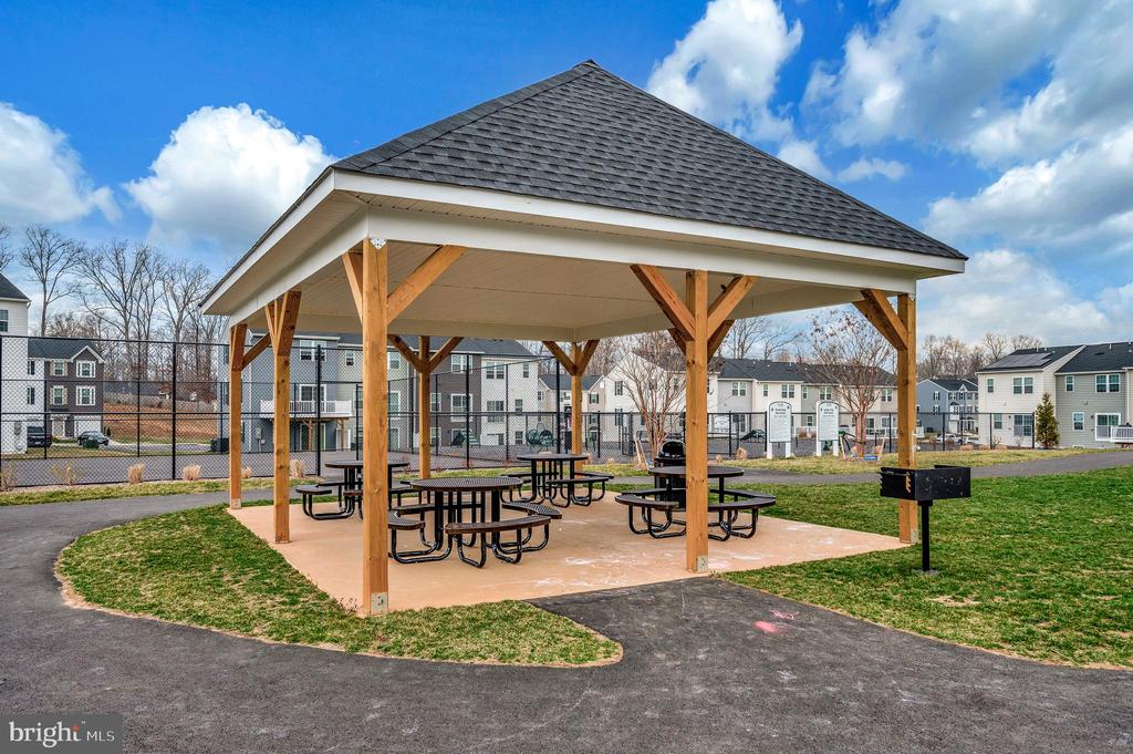 36075 COYOTE TRL, LOCUST GROVE, Virginia 22508, 3 Bedrooms Bedrooms, ,2 BathroomsBathrooms,Residential,36075 COYOTE TRL,VAOR2013428 MLS # VAOR2013428