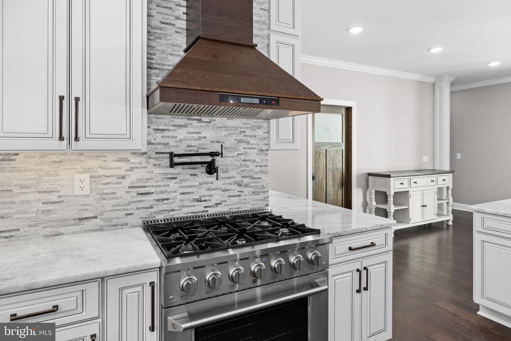 144 ROSE CIRCLE, BUMPASS, Virginia 23024, 7 Bedrooms Bedrooms, ,6 BathroomsBathrooms,Residential,144 ROSE CIRCLE,VALA2009320 MLS # VALA2009320