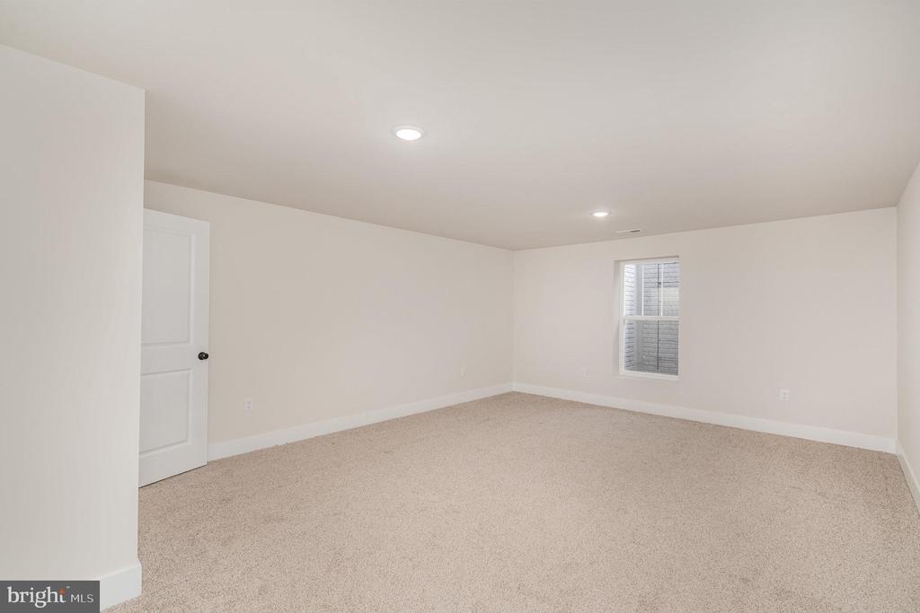 26700 DANIELS POINT DR, UNIONVILLE, Virginia 22567, 4 Bedrooms Bedrooms, ,3 BathroomsBathrooms,Residential,26700 DANIELS POINT DR,VAOR2013518 MLS # VAOR2013518