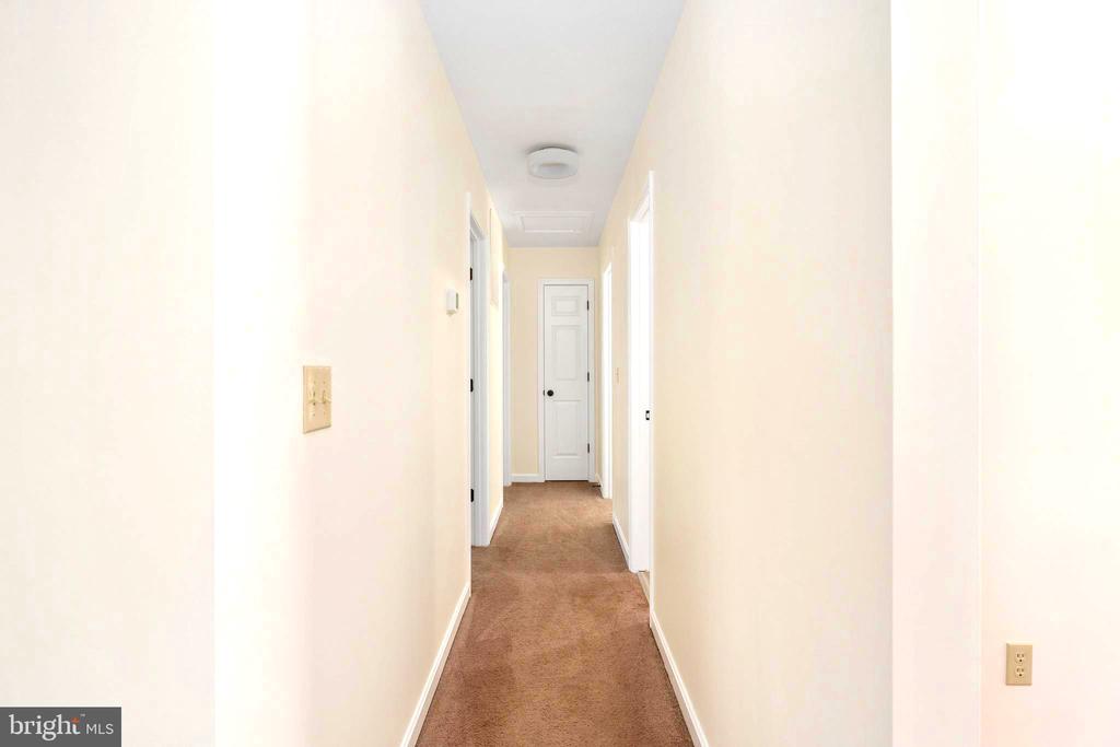 5527 SMITH STATION RD, FREDERICKSBURG, Virginia 22407, 3 Bedrooms Bedrooms, ,2 BathroomsBathrooms,Residential,5527 SMITH STATION RD,VASP2039944 MLS # VASP2039944