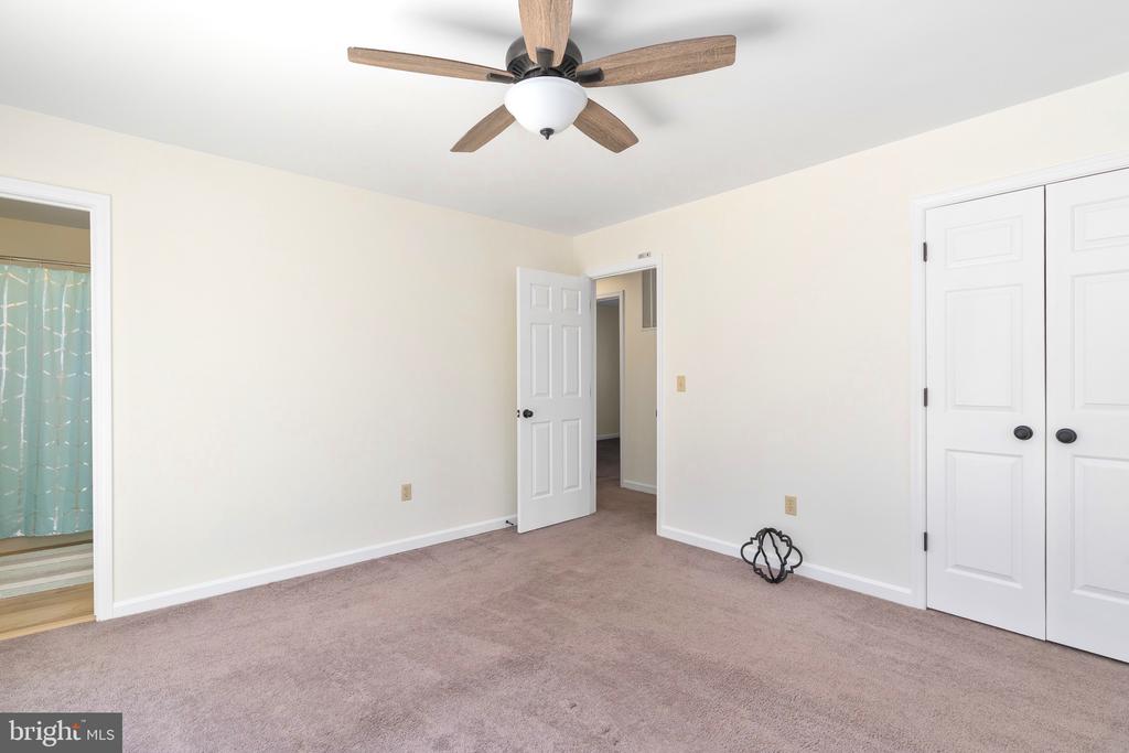 5527 SMITH STATION RD, FREDERICKSBURG, Virginia 22407, 3 Bedrooms Bedrooms, ,2 BathroomsBathrooms,Residential,5527 SMITH STATION RD,VASP2039944 MLS # VASP2039944