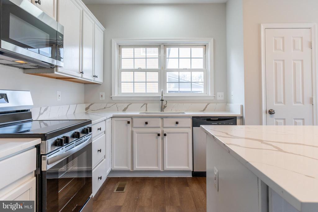 35291 GOSLING LN, LOCUST GROVE, Virginia 22508, 4 Bedrooms Bedrooms, ,4 BathroomsBathrooms,Residential,35291 GOSLING LN,VAOR2013512 MLS # VAOR2013512 35291 GOSLING LN, LOCUST GROVE, Virginia 22508, 4 Bedrooms Bedrooms, ,4 BathroomsBathrooms,Residential,35291 GOSLING LN,VAOR2013512 MLS # VAOR2013512