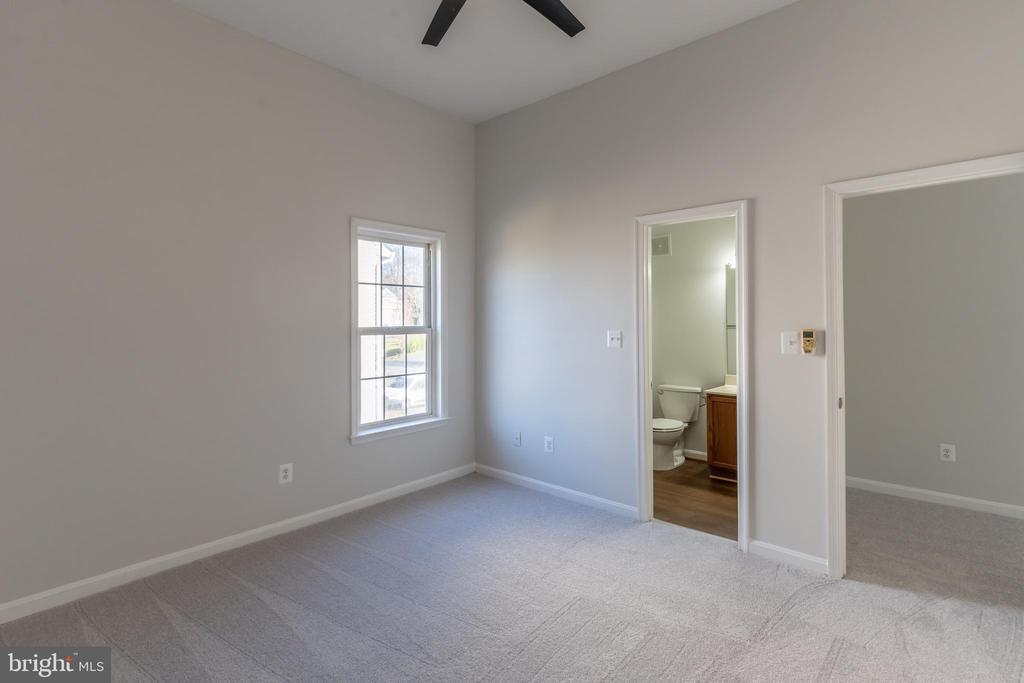 35291 GOSLING LN, LOCUST GROVE, Virginia 22508, 4 Bedrooms Bedrooms, ,4 BathroomsBathrooms,Residential,35291 GOSLING LN,VAOR2013512 MLS # VAOR2013512 35291 GOSLING LN, LOCUST GROVE, Virginia 22508, 4 Bedrooms Bedrooms, ,4 BathroomsBathrooms,Residential,35291 GOSLING LN,VAOR2013512 MLS # VAOR2013512