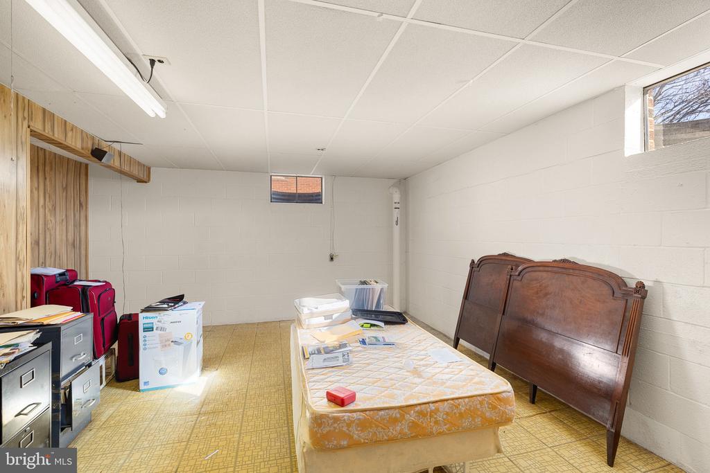 5 FOX LN, LURAY, Virginia 22835, 3 Bedrooms Bedrooms, ,2 BathroomsBathrooms,Residential,5 FOX LN,VAPA2006162 MLS # VAPA2006162