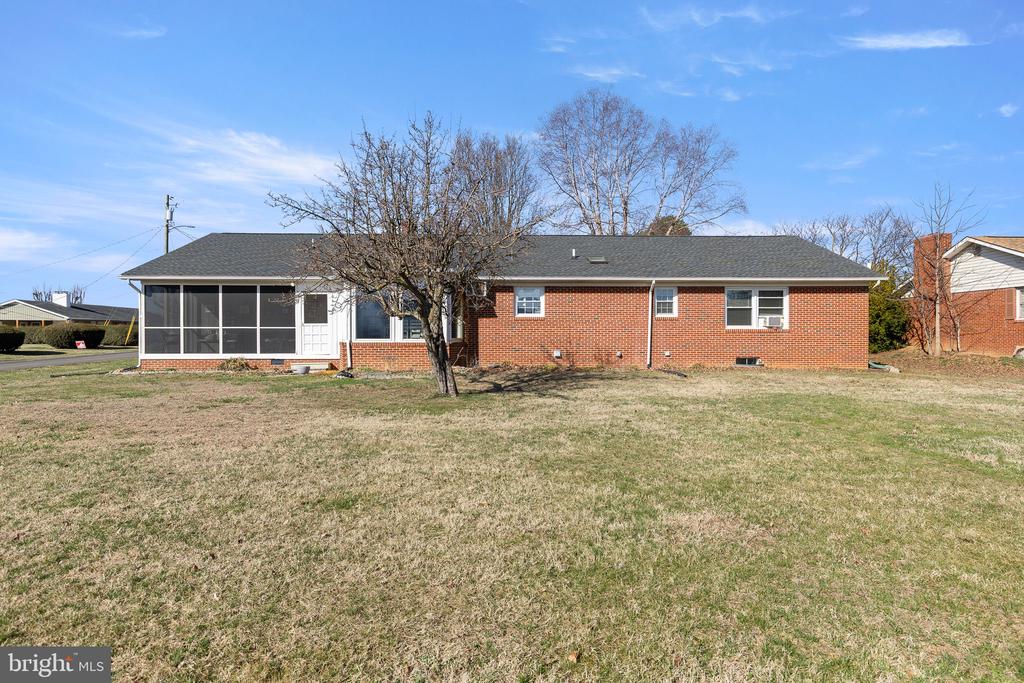 5 FOX LN, LURAY, Virginia 22835, 3 Bedrooms Bedrooms, ,2 BathroomsBathrooms,Residential,5 FOX LN,VAPA2006162 MLS # VAPA2006162