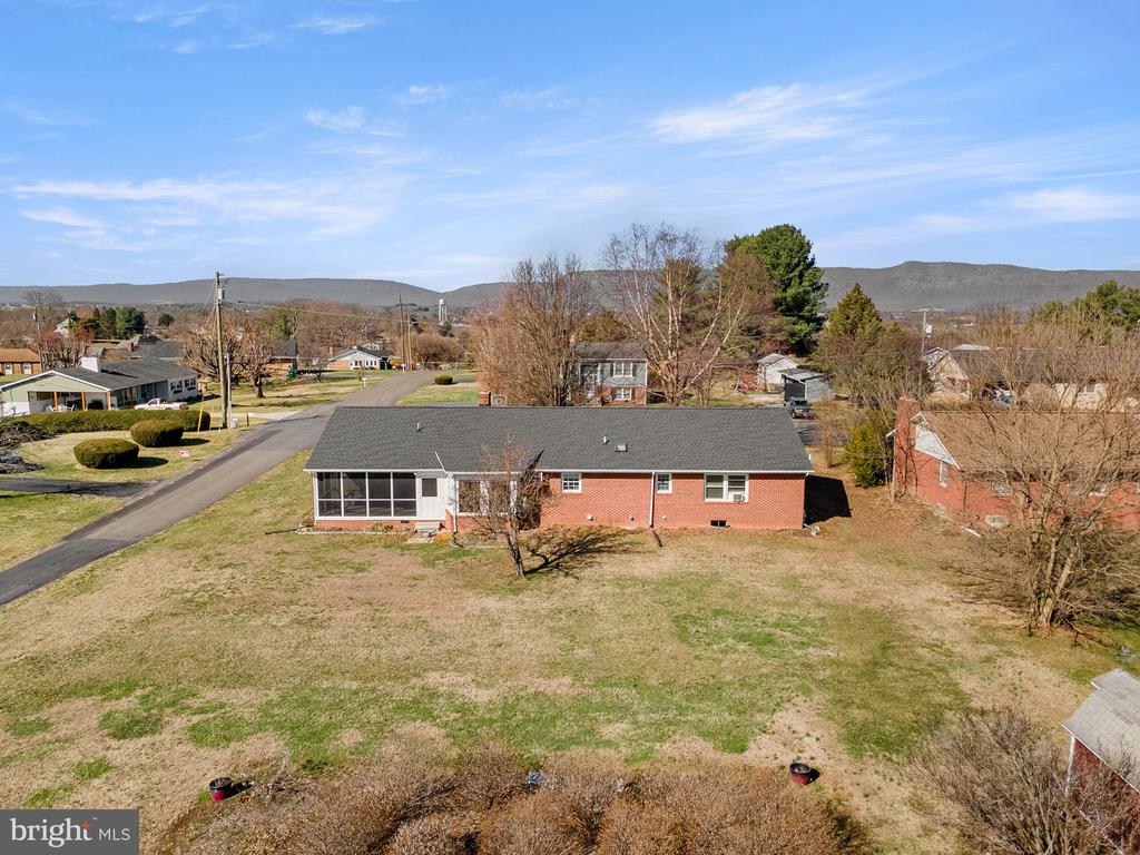 5 FOX LN, LURAY, Virginia 22835, 3 Bedrooms Bedrooms, ,2 BathroomsBathrooms,Residential,5 FOX LN,VAPA2006162 MLS # VAPA2006162