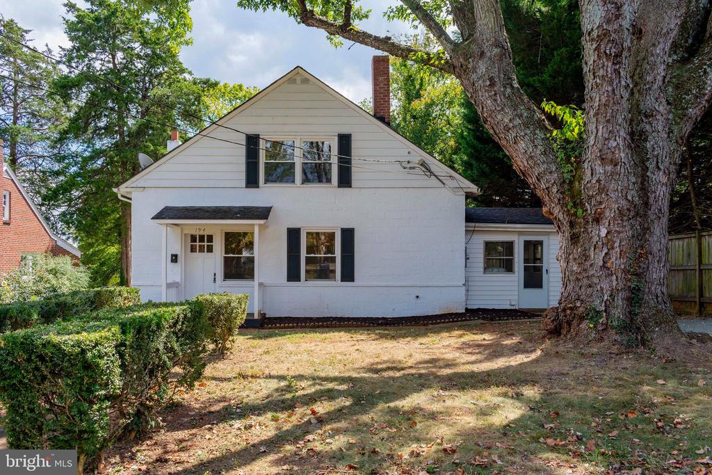194 MORTON ST, ORANGE, Virginia 22960, 4 Bedrooms Bedrooms, ,1 BathroomBathrooms,Residential,194 MORTON ST,VAOR2013528 MLS # VAOR2013528 194 MORTON ST, ORANGE, Virginia 22960, 4 Bedrooms Bedrooms, ,1 BathroomBathrooms,Residential,194 MORTON ST,VAOR2013528 MLS # VAOR2013528
