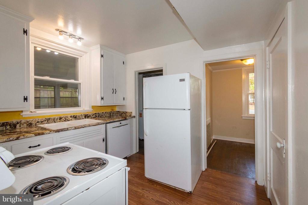 194 MORTON ST, ORANGE, Virginia 22960, 4 Bedrooms Bedrooms, ,1 BathroomBathrooms,Residential,194 MORTON ST,VAOR2013528 MLS # VAOR2013528 194 MORTON ST, ORANGE, Virginia 22960, 4 Bedrooms Bedrooms, ,1 BathroomBathrooms,Residential,194 MORTON ST,VAOR2013528 MLS # VAOR2013528