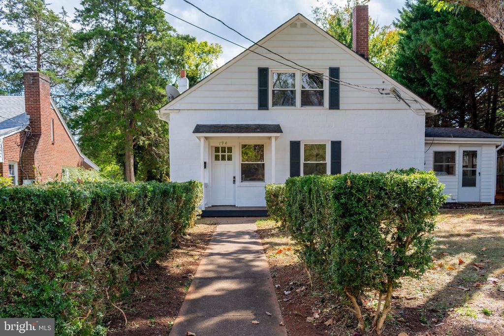 194 MORTON ST, ORANGE, Virginia 22960, 4 Bedrooms Bedrooms, ,1 BathroomBathrooms,Residential,194 MORTON ST,VAOR2013528 MLS # VAOR2013528 194 MORTON ST, ORANGE, Virginia 22960, 4 Bedrooms Bedrooms, ,1 BathroomBathrooms,Residential,194 MORTON ST,VAOR2013528 MLS # VAOR2013528