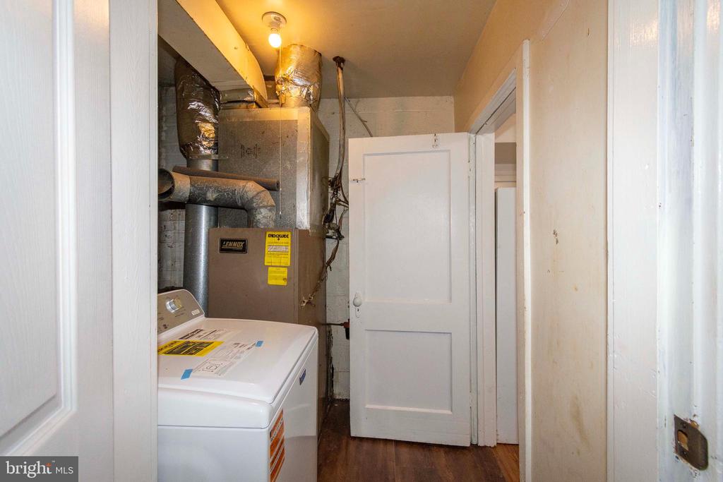 194 MORTON ST, ORANGE, Virginia 22960, 4 Bedrooms Bedrooms, ,1 BathroomBathrooms,Residential,194 MORTON ST,VAOR2013528 MLS # VAOR2013528 194 MORTON ST, ORANGE, Virginia 22960, 4 Bedrooms Bedrooms, ,1 BathroomBathrooms,Residential,194 MORTON ST,VAOR2013528 MLS # VAOR2013528