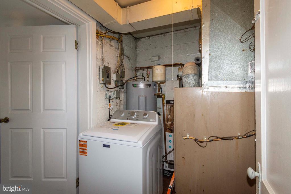 194 MORTON ST, ORANGE, Virginia 22960, 4 Bedrooms Bedrooms, ,1 BathroomBathrooms,Residential,194 MORTON ST,VAOR2013528 MLS # VAOR2013528 194 MORTON ST, ORANGE, Virginia 22960, 4 Bedrooms Bedrooms, ,1 BathroomBathrooms,Residential,194 MORTON ST,VAOR2013528 MLS # VAOR2013528