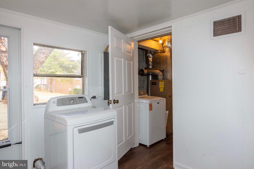 194 MORTON ST, ORANGE, Virginia 22960, 4 Bedrooms Bedrooms, ,1 BathroomBathrooms,Residential,194 MORTON ST,VAOR2013528 MLS # VAOR2013528 194 MORTON ST, ORANGE, Virginia 22960, 4 Bedrooms Bedrooms, ,1 BathroomBathrooms,Residential,194 MORTON ST,VAOR2013528 MLS # VAOR2013528