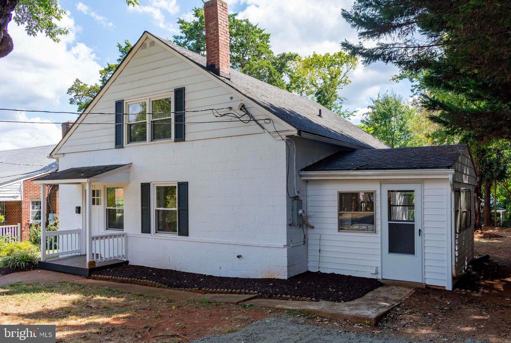 194 MORTON ST, ORANGE, Virginia 22960, 4 Bedrooms Bedrooms, ,1 BathroomBathrooms,Residential,194 MORTON ST,VAOR2013528 MLS # VAOR2013528 194 MORTON ST, ORANGE, Virginia 22960, 4 Bedrooms Bedrooms, ,1 BathroomBathrooms,Residential,194 MORTON ST,VAOR2013528 MLS # VAOR2013528