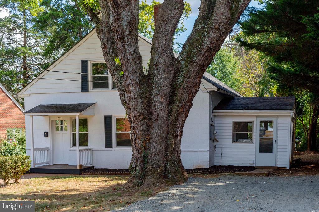 194 MORTON ST, ORANGE, Virginia 22960, 4 Bedrooms Bedrooms, ,1 BathroomBathrooms,Residential,194 MORTON ST,VAOR2013528 MLS # VAOR2013528 194 MORTON ST, ORANGE, Virginia 22960, 4 Bedrooms Bedrooms, ,1 BathroomBathrooms,Residential,194 MORTON ST,VAOR2013528 MLS # VAOR2013528