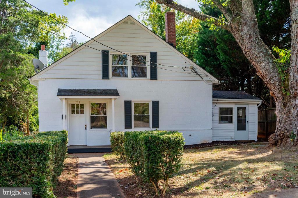 194 MORTON ST, ORANGE, Virginia 22960, 4 Bedrooms Bedrooms, ,1 BathroomBathrooms,Residential,194 MORTON ST,VAOR2013528 MLS # VAOR2013528 194 MORTON ST, ORANGE, Virginia 22960, 4 Bedrooms Bedrooms, ,1 BathroomBathrooms,Residential,194 MORTON ST,VAOR2013528 MLS # VAOR2013528