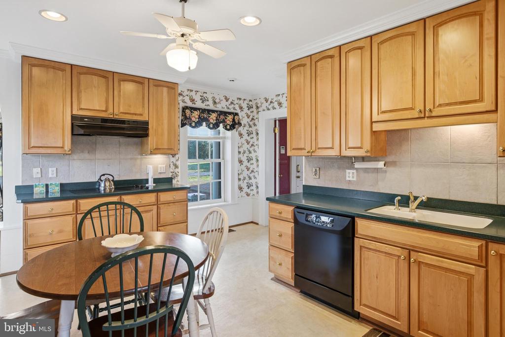 5329 FARMVIEW RD, STANLEY, Virginia 22851, 4 Bedrooms Bedrooms, ,3 BathroomsBathrooms,Residential,5329 FARMVIEW RD,VAPA2006070 MLS # VAPA2006070