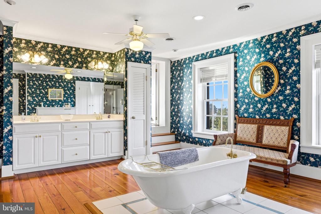 5329 FARMVIEW RD, STANLEY, Virginia 22851, 4 Bedrooms Bedrooms, ,3 BathroomsBathrooms,Residential,5329 FARMVIEW RD,VAPA2006070 MLS # VAPA2006070