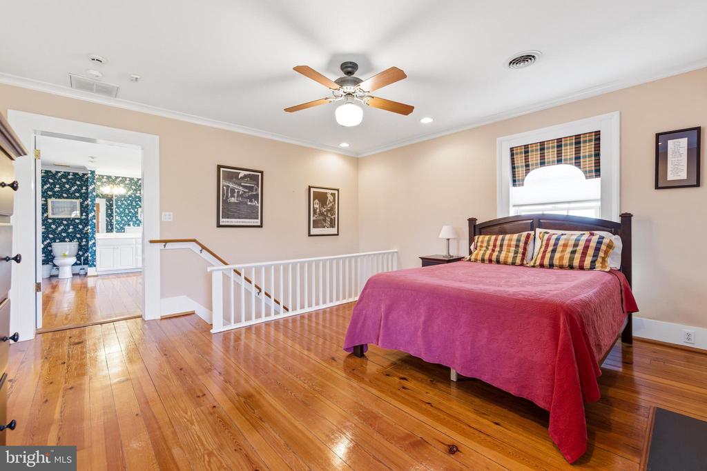 5329 FARMVIEW RD, STANLEY, Virginia 22851, 4 Bedrooms Bedrooms, ,3 BathroomsBathrooms,Residential,5329 FARMVIEW RD,VAPA2006070 MLS # VAPA2006070