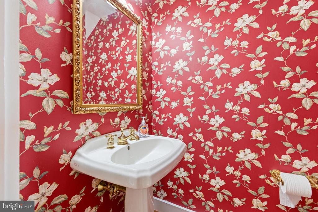 5329 FARMVIEW RD, STANLEY, Virginia 22851, 4 Bedrooms Bedrooms, ,3 BathroomsBathrooms,Residential,5329 FARMVIEW RD,VAPA2006070 MLS # VAPA2006070