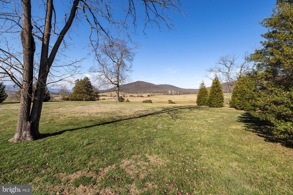 5329 FARMVIEW RD, STANLEY, Virginia 22851, 4 Bedrooms Bedrooms, ,3 BathroomsBathrooms,Residential,5329 FARMVIEW RD,VAPA2006070 MLS # VAPA2006070