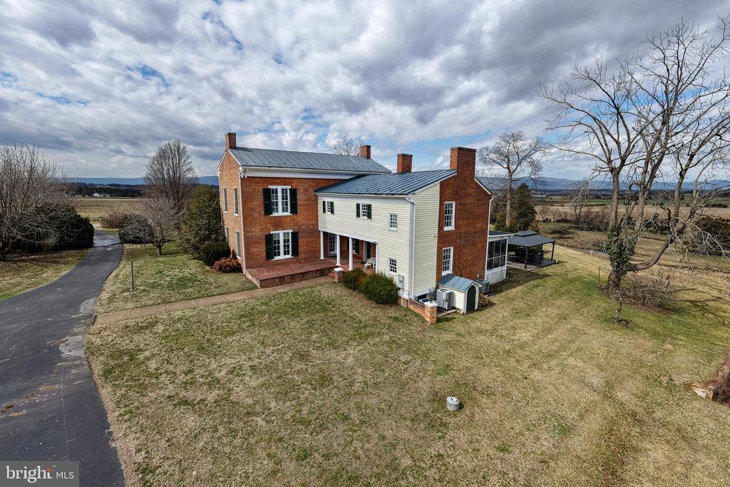 5329 FARMVIEW RD, STANLEY, Virginia 22851, 4 Bedrooms Bedrooms, ,3 BathroomsBathrooms,Residential,5329 FARMVIEW RD,VAPA2006070 MLS # VAPA2006070
