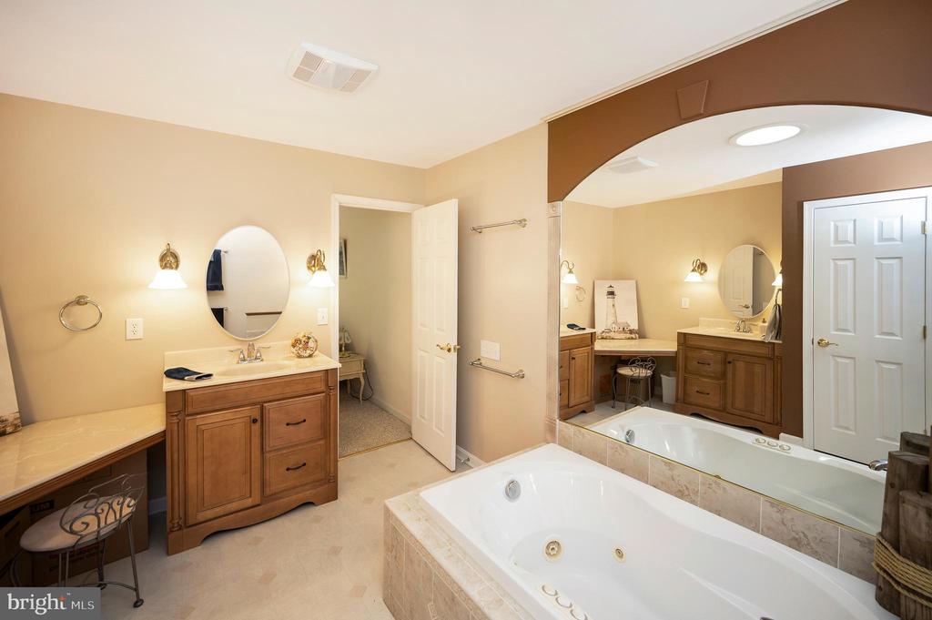 322 BIRCHSIDE CIR, LOCUST GROVE, Virginia 22508, 4 Bedrooms Bedrooms, ,4 BathroomsBathrooms,Residential,322 BIRCHSIDE CIR,VAOR2013416 MLS # VAOR2013416 322 BIRCHSIDE CIR, LOCUST GROVE, Virginia 22508, 4 Bedrooms Bedrooms, ,4 BathroomsBathrooms,Residential,322 BIRCHSIDE CIR,VAOR2013416 MLS # VAOR2013416