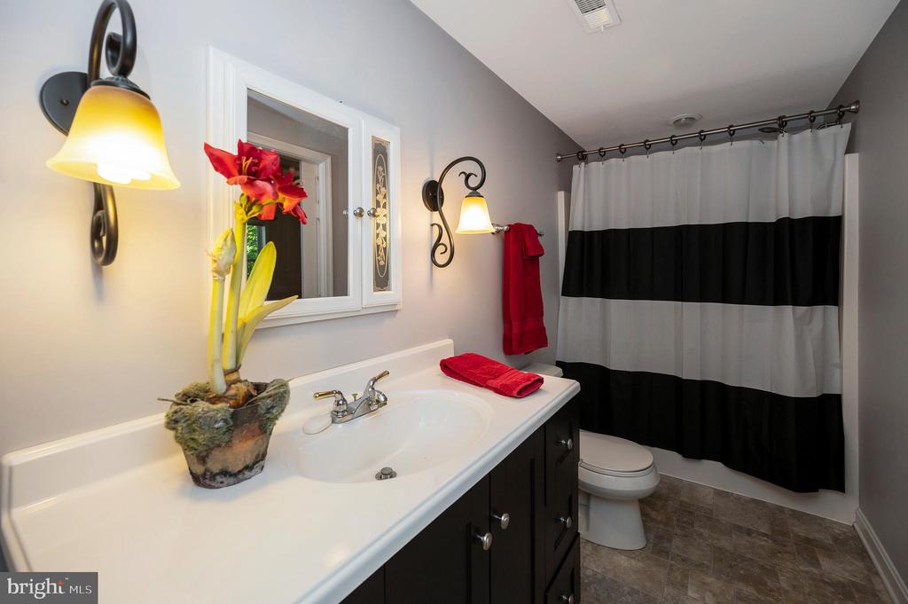 322 BIRCHSIDE CIR, LOCUST GROVE, Virginia 22508, 4 Bedrooms Bedrooms, ,4 BathroomsBathrooms,Residential,322 BIRCHSIDE CIR,VAOR2013416 MLS # VAOR2013416 322 BIRCHSIDE CIR, LOCUST GROVE, Virginia 22508, 4 Bedrooms Bedrooms, ,4 BathroomsBathrooms,Residential,322 BIRCHSIDE CIR,VAOR2013416 MLS # VAOR2013416