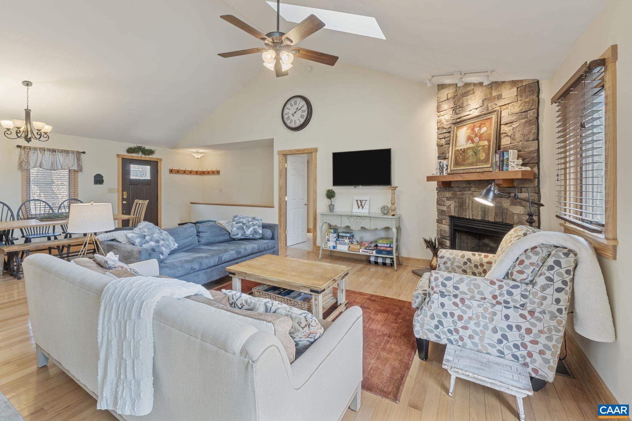 19 ROCK DOVE LN, WINTERGREEN, Virginia 22967, 4 Bedrooms Bedrooms, ,3 BathroomsBathrooms,Residential,19 ROCK DOVE LN,674110 MLS # 674110 19 ROCK DOVE LN, WINTERGREEN, Virginia 22967, 4 Bedrooms Bedrooms, ,3 BathroomsBathrooms,Residential,19 ROCK DOVE LN,674110 MLS # 674110