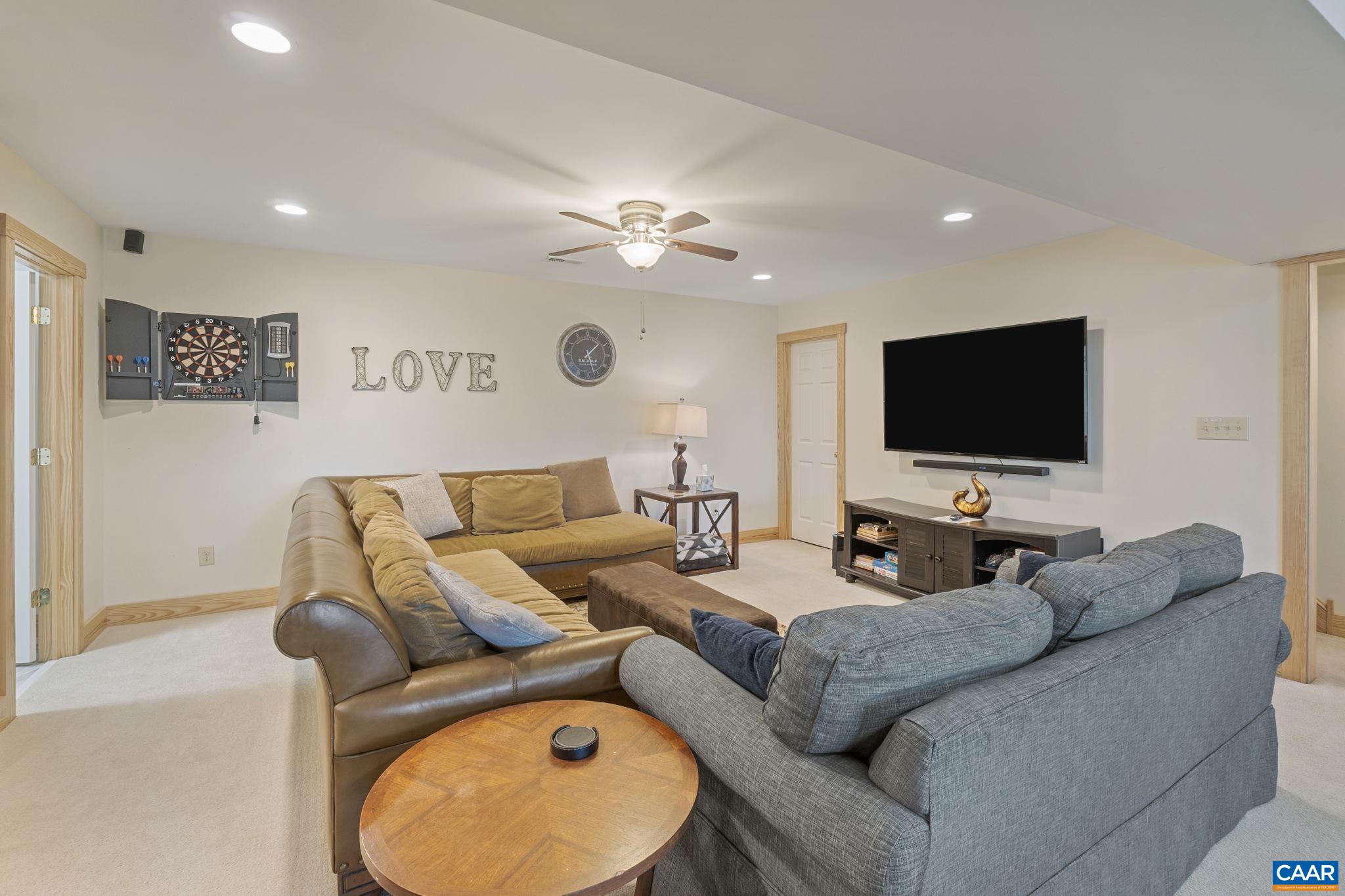 19 ROCK DOVE LN, WINTERGREEN, Virginia 22967, 4 Bedrooms Bedrooms, ,3 BathroomsBathrooms,Residential,19 ROCK DOVE LN,674110 MLS # 674110 19 ROCK DOVE LN, WINTERGREEN, Virginia 22967, 4 Bedrooms Bedrooms, ,3 BathroomsBathrooms,Residential,19 ROCK DOVE LN,674110 MLS # 674110