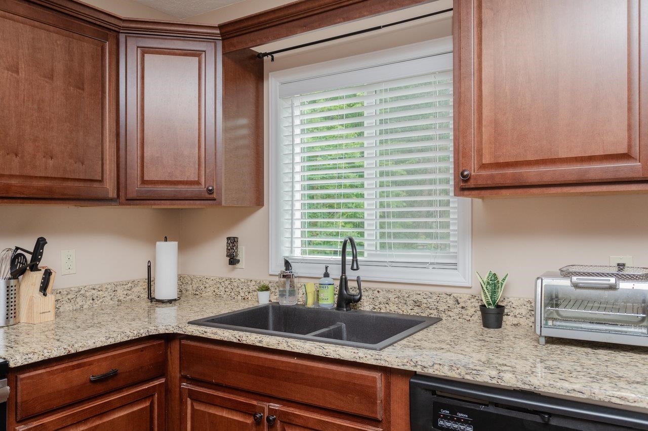 159 PARK VIEW LN, SHENANDOAH, Virginia 22849, 3 Bedrooms Bedrooms, ,2 BathroomsBathrooms,Residential,159 PARK VIEW LN,674261 MLS # 674261