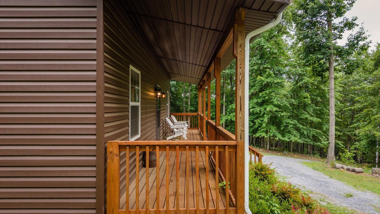 159 PARK VIEW LN, SHENANDOAH, Virginia 22849, 3 Bedrooms Bedrooms, ,2 BathroomsBathrooms,Residential,159 PARK VIEW LN,674261 MLS # 674261